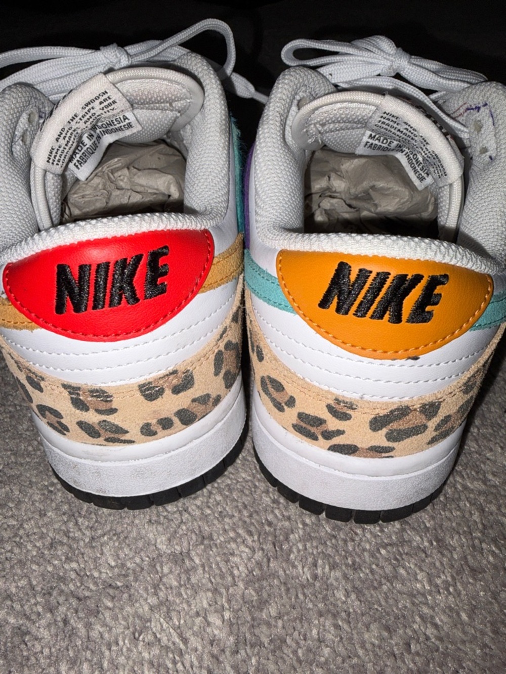 Nike Dunks Low - Picture 4 of 5